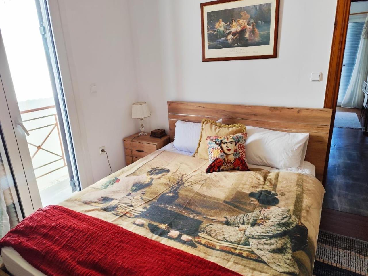 Lauren'S Charm Town Apartment Лефкада Экстерьер фото